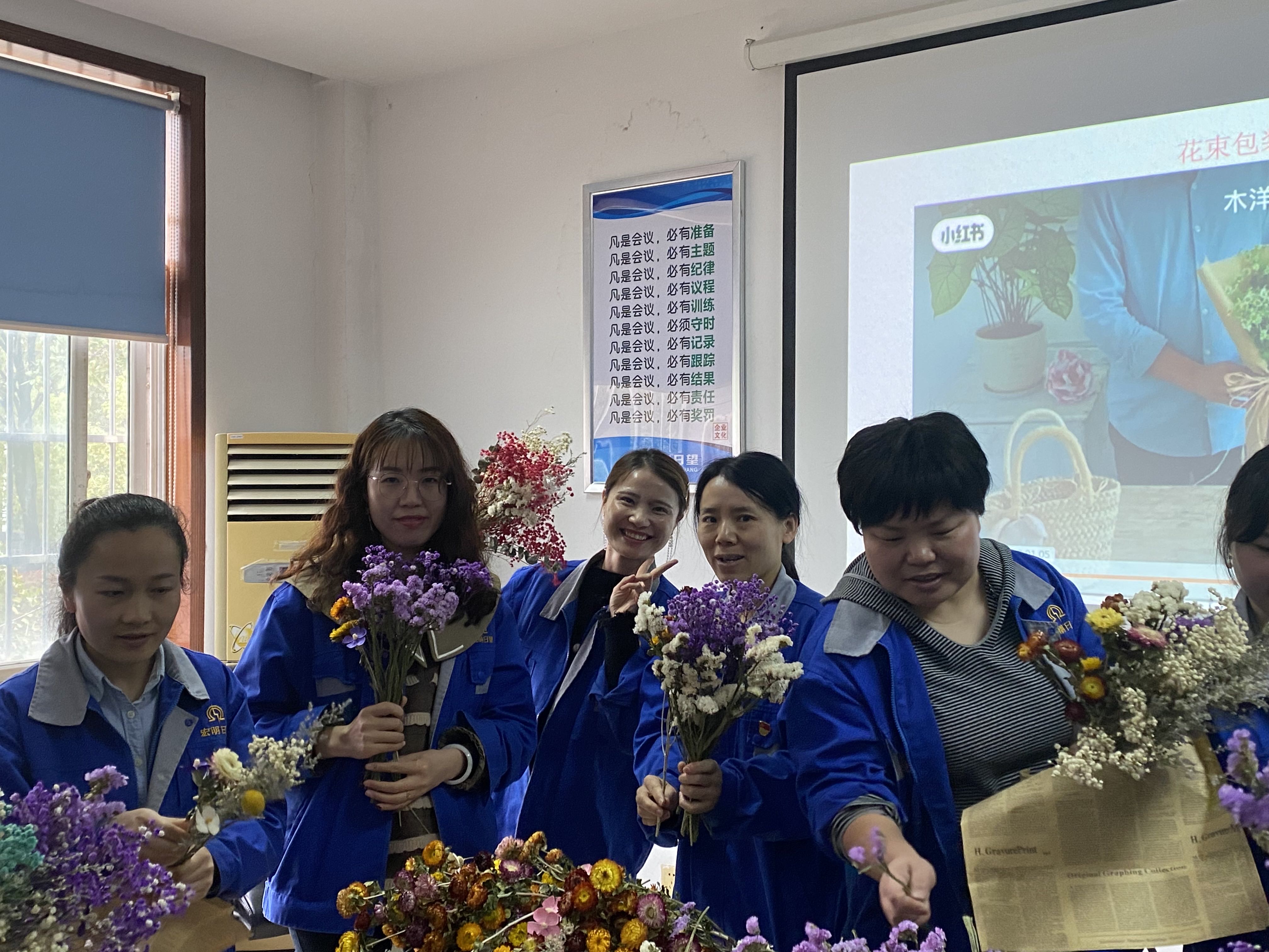 乐鱼平台-乐鱼(中国)一站式服务平台
,宏明日望,株洲电子科技,湖南电容器,株洲电容器,电容器